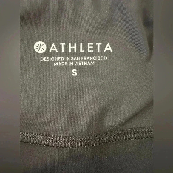 Athleta Black Women’s Yoga Athletic Leggings Cut out Pattern on Legs Size Small - Picture 8 of 8